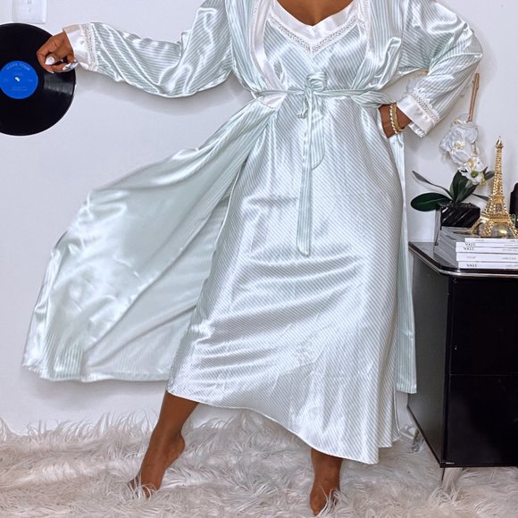 Pin Stripped Green Set - Picture 4 of 7